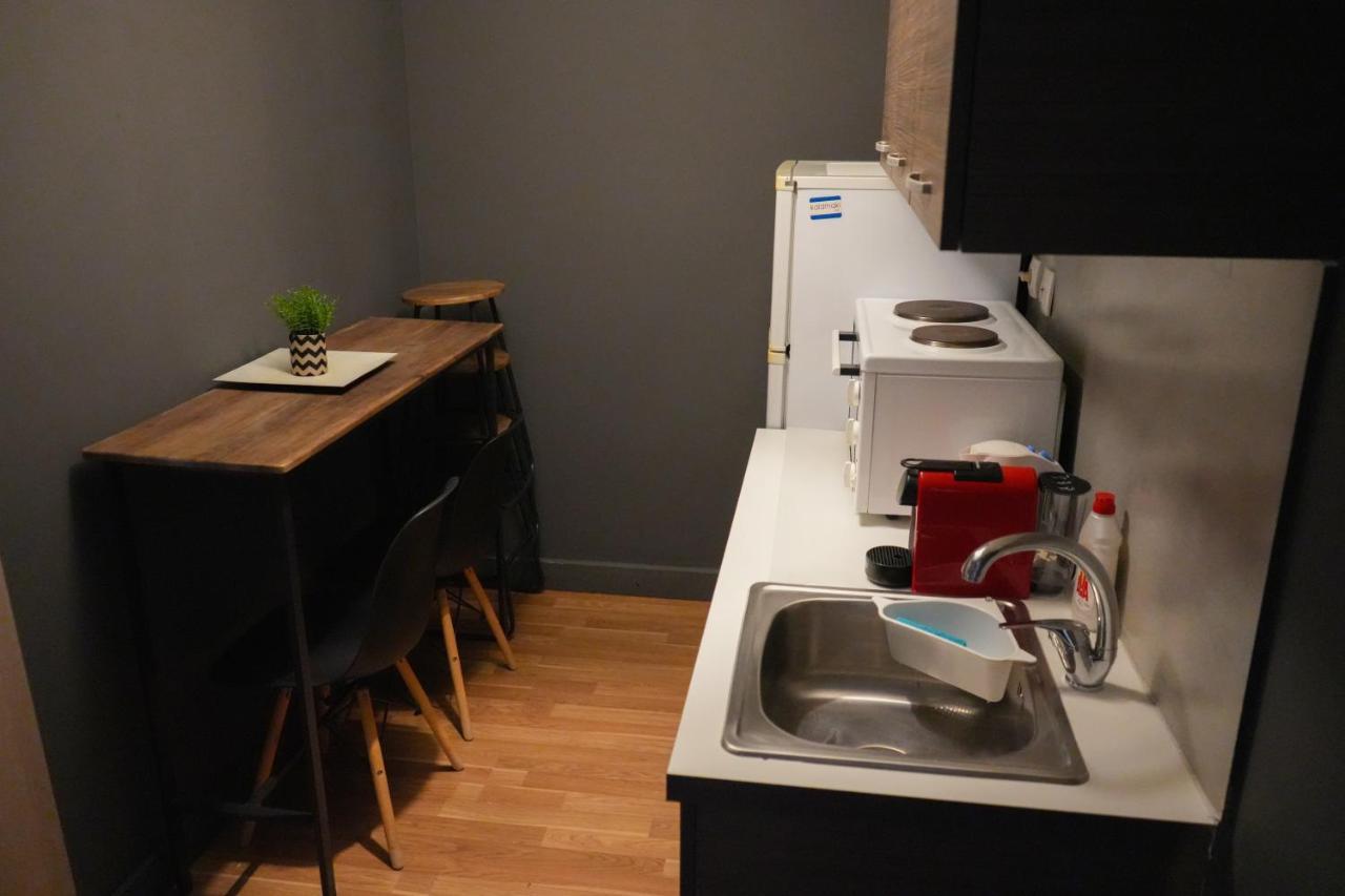 Acropolis Central Apartments 아테네 외부 사진